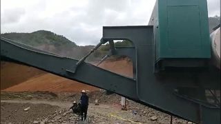 Station de concassage mobile sur chenilles